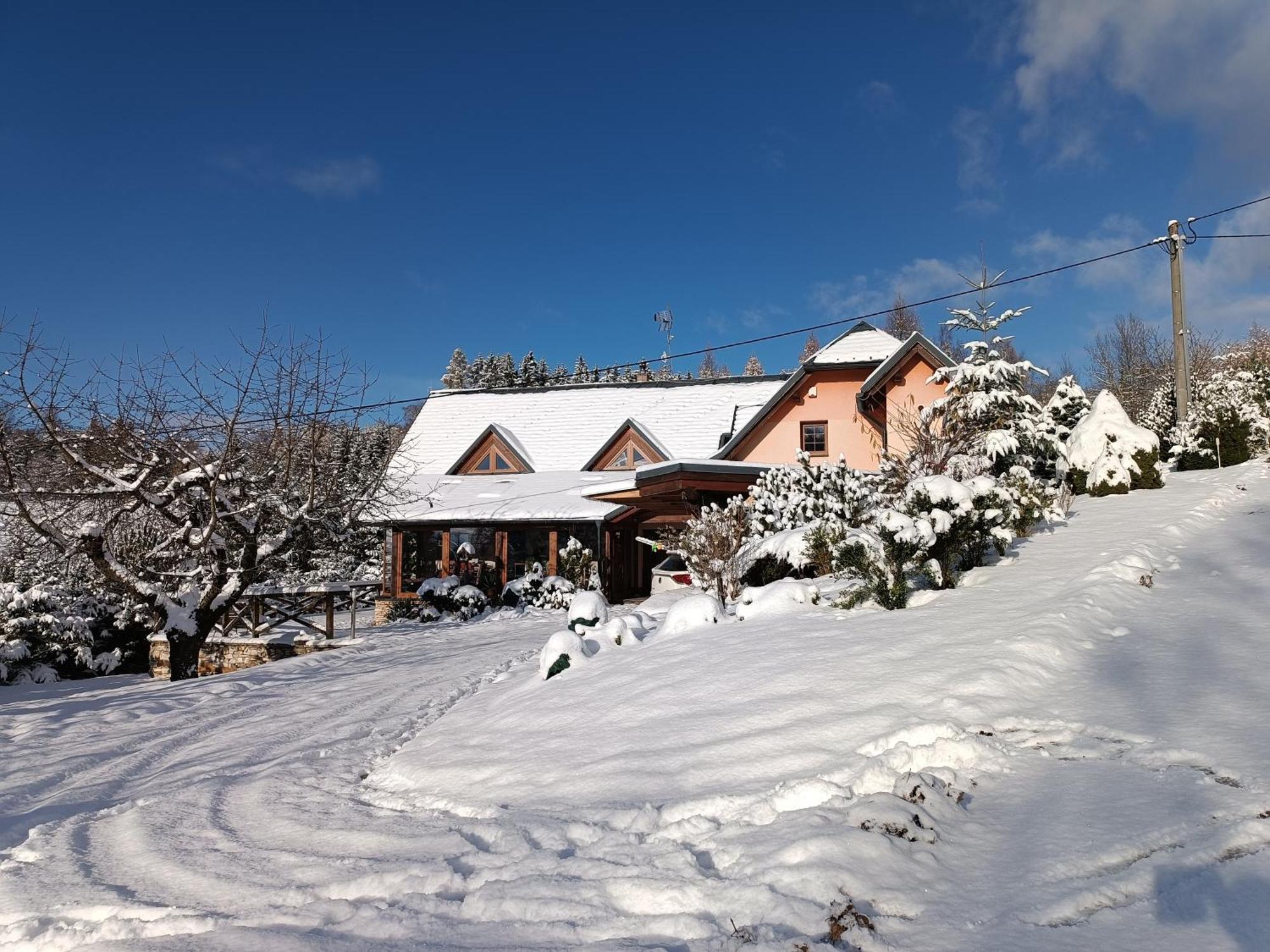 Krkavcina Apartmany Náchod Exterior foto